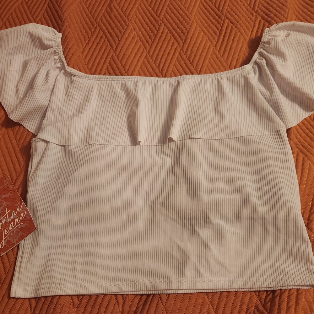 NWT Kortni Jeane White Ruffle Around Off-Shoulder Top 2XL